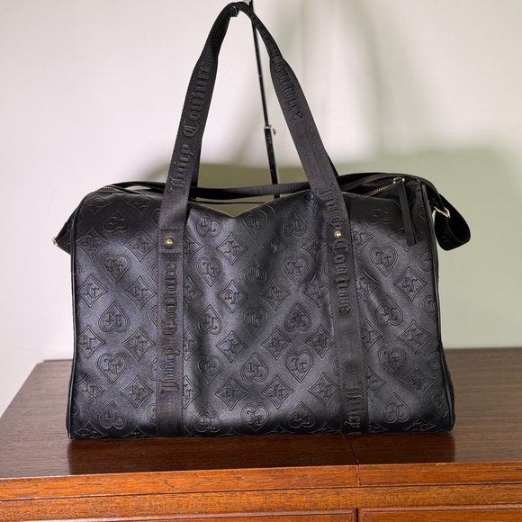 Juicy Couture Weekender duffel bag w/ embossed logo, card holder & organizer - Picture 3 of 16